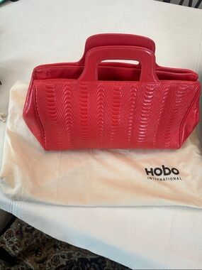 HOBO Coral Patent Structured Top-Handle Clutch